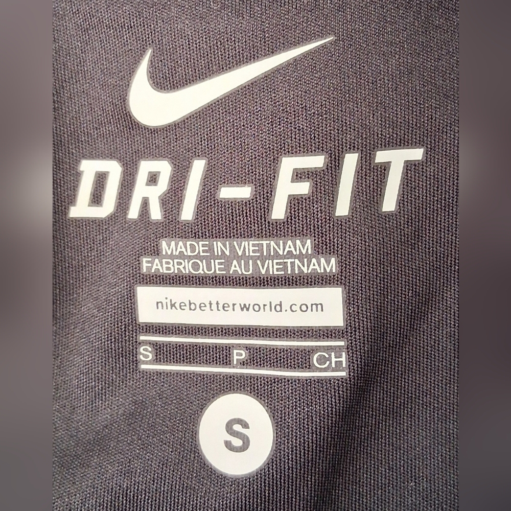 Nike Black & Grey Dri-Fit Short Sleeve Athletic Top Sz S NWT - Picture 9 of 10